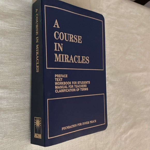 A COURSE IN MIRACLES Combined Volume Book, Foundation for Inner Peace, 2nd Edit. - Picture 2 of 5